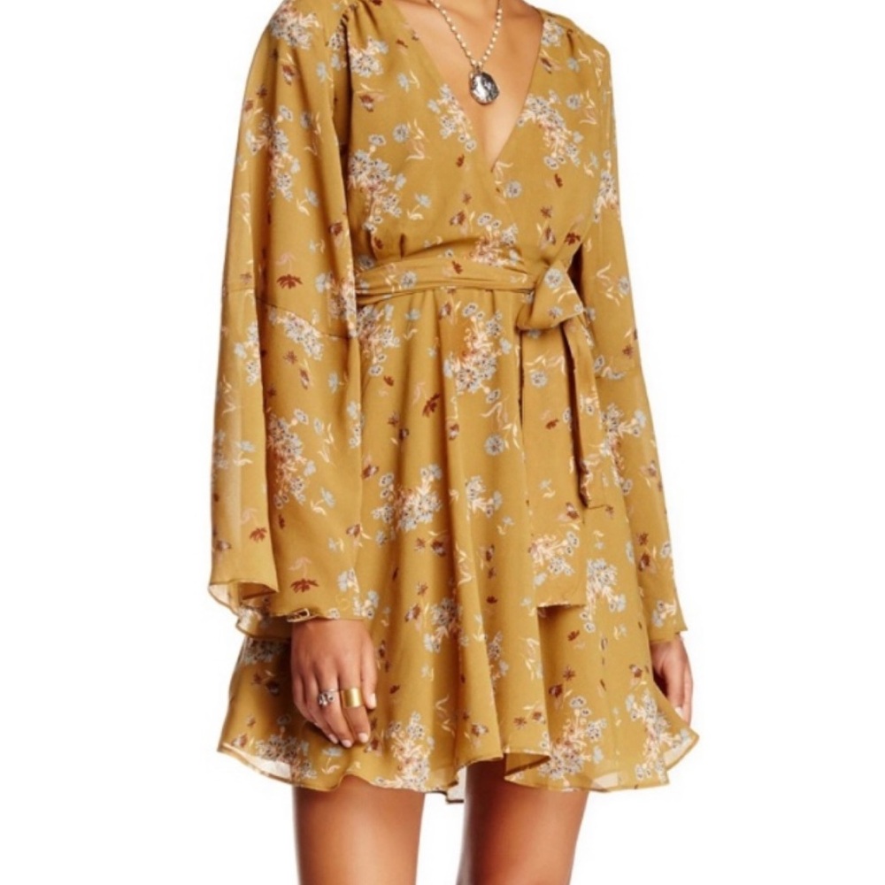 Free People Lilou Dress Chiffon Bell Sleeves Boho Cottage Core Summer Mini XS